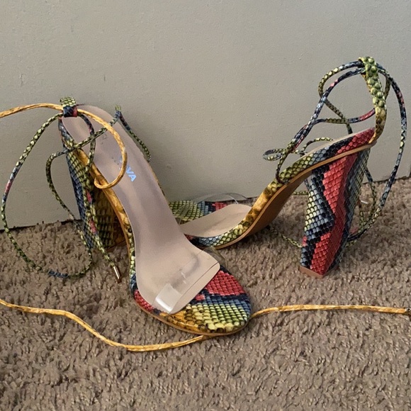 Multicolored snake print block heels - Picture 3 of 4